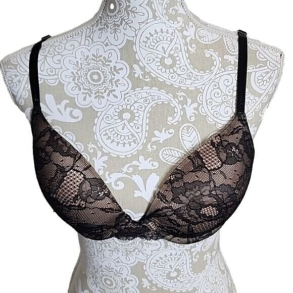 Victoria's Secret Bra Black Lace@ Hook Biolift Demi Uplift Women's 34D - Picture 1 of 7